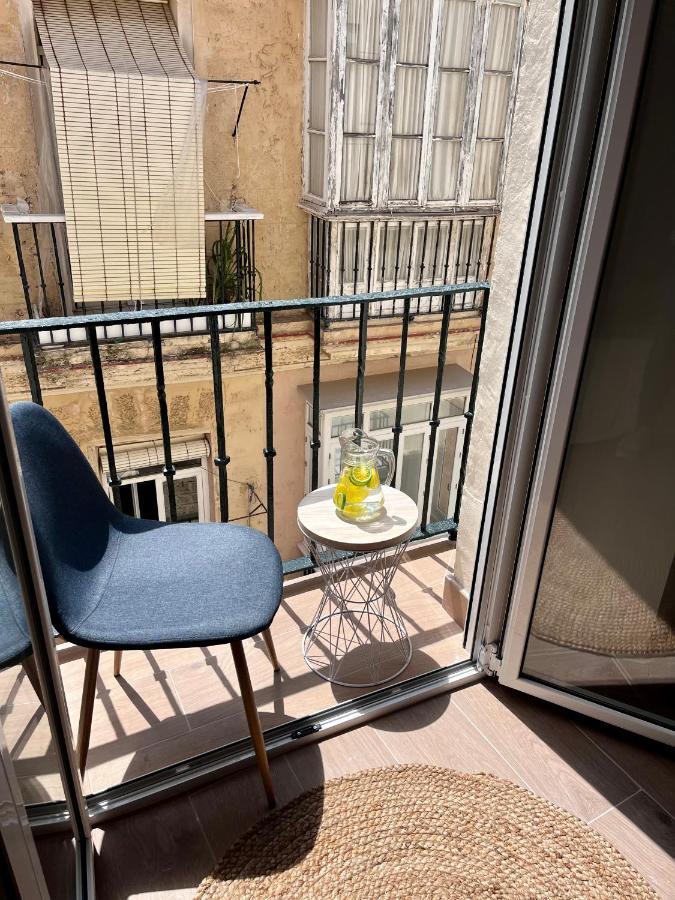 Gatu Premium Villa Flamenca , Preferente Mayores De 25 Anos Y Familias Cádiz Exteriör bild